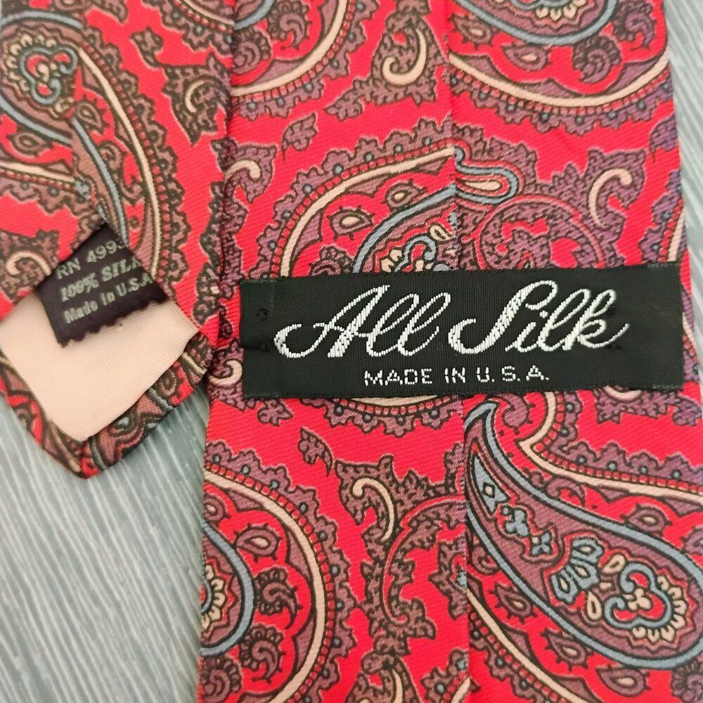 Vintage All Silk Red Paisley Necktie, USA